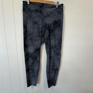 Old Navy Women's Tie-Dye Leggings - Black and Gray